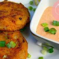 Serveersuggestie Zoete aardappelkoekjes met tonijn (Foodblogswap)