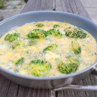 Serveersuggestie Tortilla met 3 Kazen en Broccoli