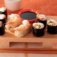 Serveersuggestie Sushi met garnalen